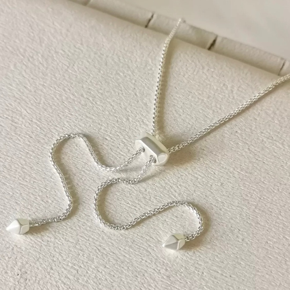💢SOLD AT SHOPBEGIZBTQ💢- BOGO🆑BUY ONE-GET ONE 50%🆑AUTHENTIC KENDRA SCOTT Earrings - Picture 5 of 11